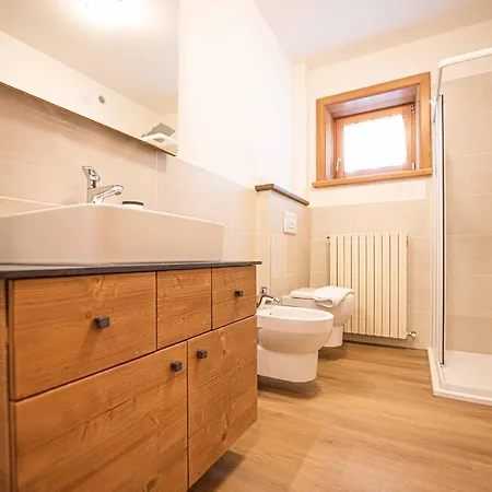 Real Wood Pemont Myholidaylivigno شقة