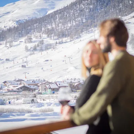 Real Wood Pemont Myholidaylivigno *